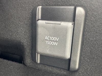 クラウンクロスオーバー(トヨタ)中古車 内外装写真他２