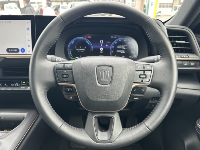 クラウンクロスオーバー(トヨタ)中古車 内外装写真