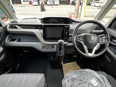 新型ソリオ(スズキ)登録済未使用車 内外装写真他