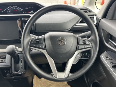 新型ソリオ(スズキ)登録済未使用車 内外装写真他１