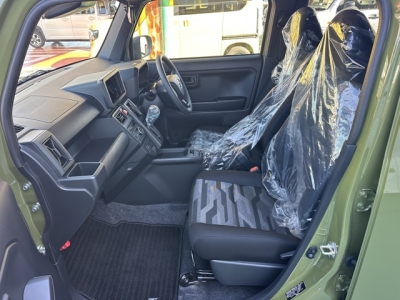 タフト(ダイハツ)中古車 前席内装