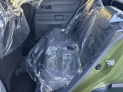 タフト(ダイハツ)中古車 後席内装