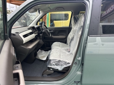 N-WGN(ホンダ)届出済未使用車 前席内装