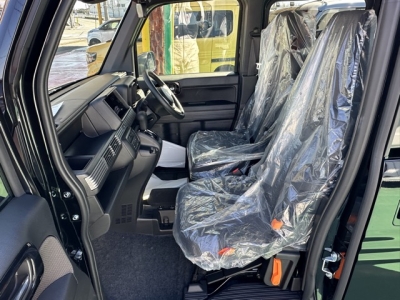 N-VAN(ホンダ)届出済未使用車 前席内装