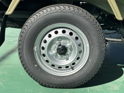 ハイゼットトラック(ダイハツ)届出済未使用車 内外装写真他１