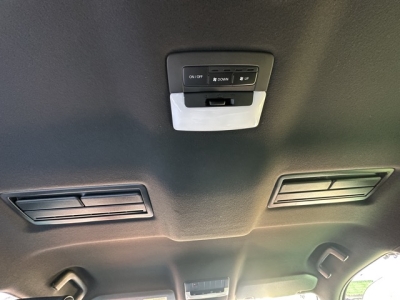 トライトン(三菱)中古車 内外装写真他１