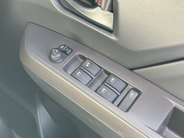 ルーミー(トヨタ)中古車 13