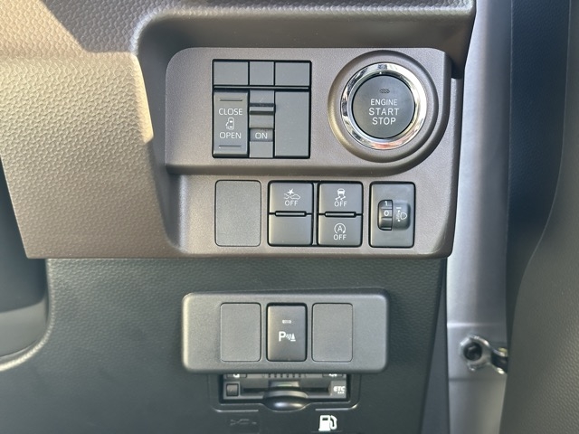 ルーミー(トヨタ)中古車 14