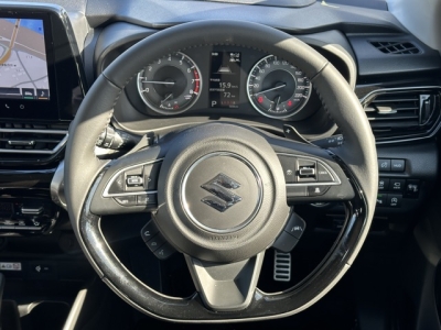 フロンクス(スズキ)中古車 内外装写真