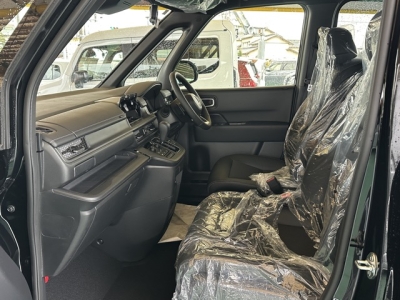 ステップワゴン(ホンダ)登録済未使用車 後方