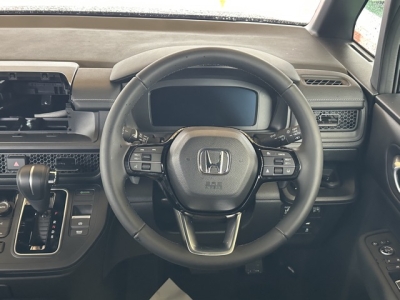 ステップワゴン(ホンダ)登録済未使用車 内外装写真