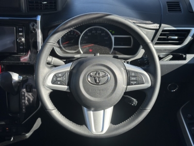 タンク(トヨタ)中古車 内外装写真