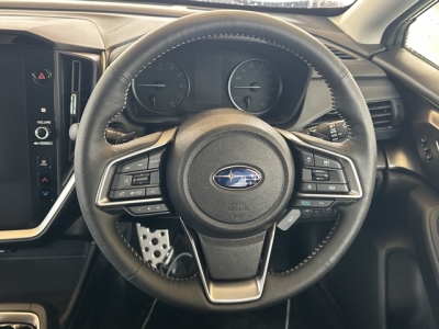 インプレッサ(スバル)中古車 内外装写真他