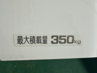 ミニキャブミーブ(三菱)レンタＵＰ 内外装写真他１