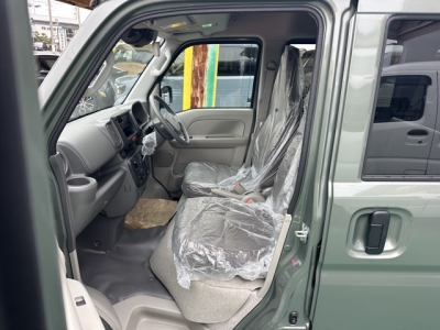エブリイバン(スズキ)届出済未使用車 前席内装