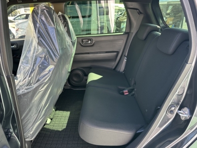 N-ONE(ホンダ)届出済未使用車 後席内装