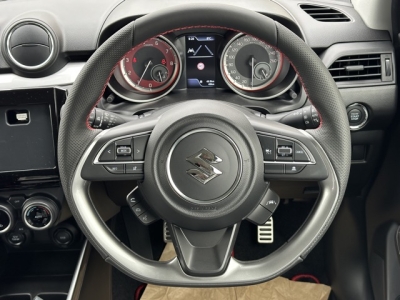 スイフトスポーツ(スズキ)登録済未使用車 内外装写真