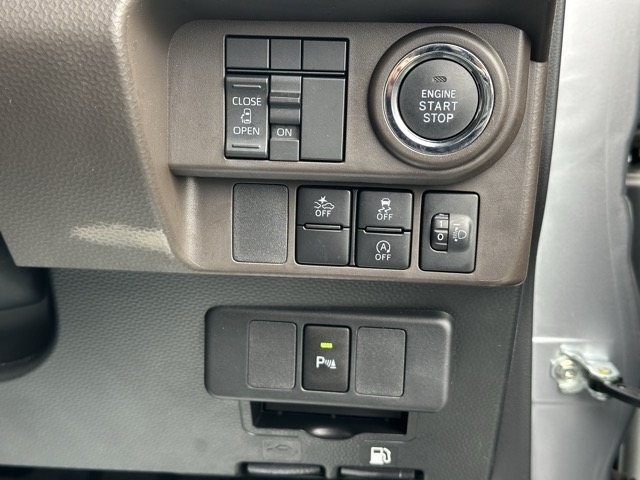 ルーミー(トヨタ)中古車 13