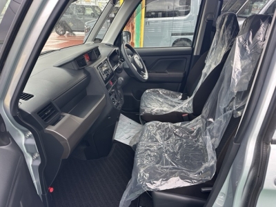 ルーミー(トヨタ)中古車 前席内装