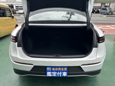 クラウンクロスオーバー(トヨタ)中古車 内外装写真他２