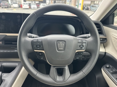 クラウンクロスオーバー(トヨタ)中古車 内外装写真他１