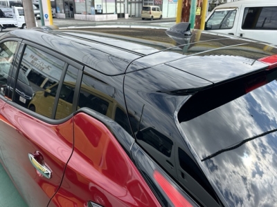 リーフ(ニッサン)中古車 前席内装