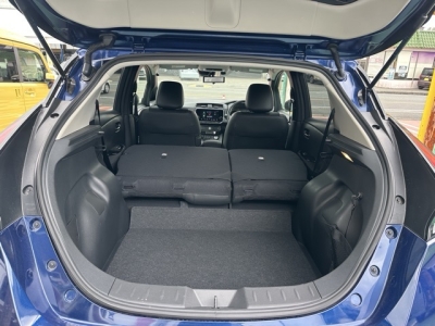 リーフ(ニッサン)中古車 内外装写真他