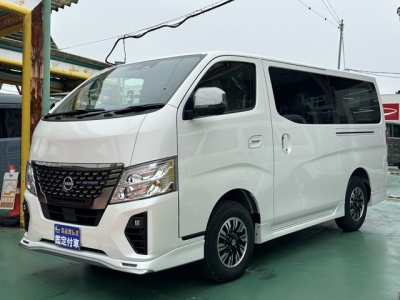 キャラバン(ニッサン)登録済未使用車 前方