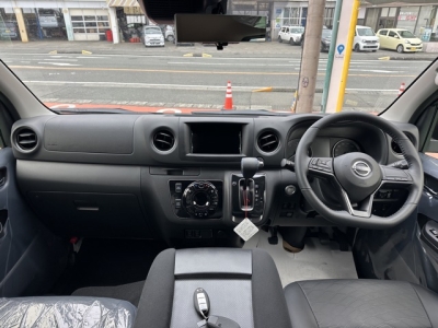 キャラバン(ニッサン)登録済未使用車 内外装写真