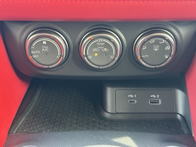 フェアレディZ(ニッサン)中古車 15