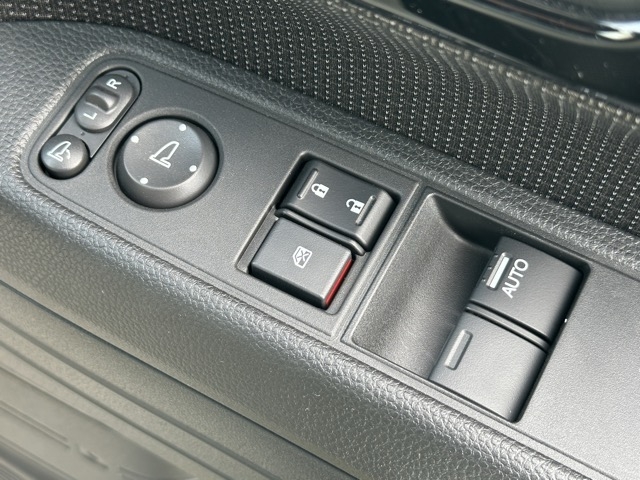 N-VAN(ホンダ)届出済未使用車 14