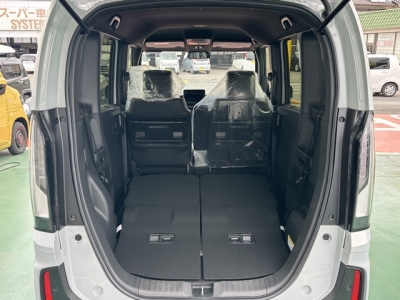 新型N-BOX(ホンダ)届出済未使用車 内外装写真他２