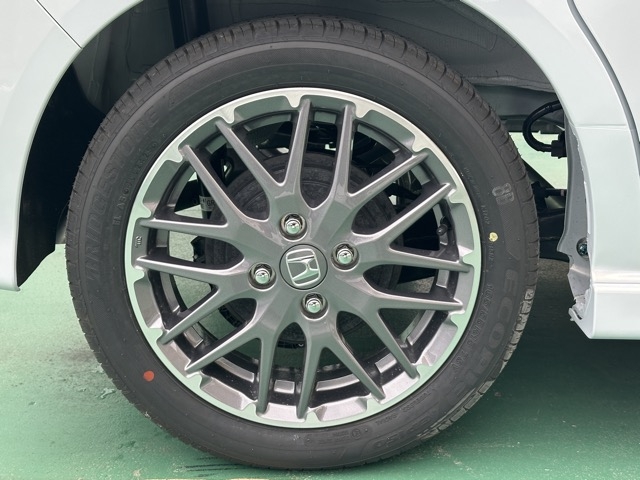 N-BOX(ホンダ)届出済未使用車 11