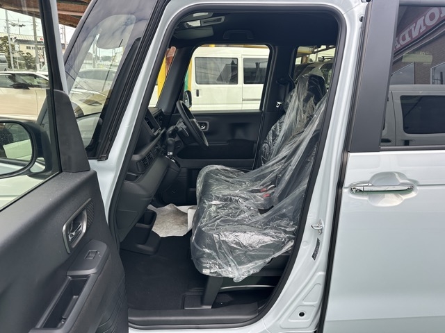 N-BOX(ホンダ)届出済未使用車 2