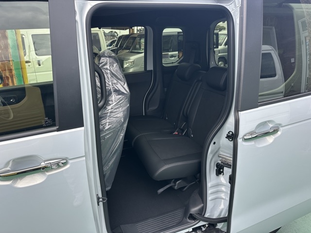 N-BOX(ホンダ)届出済未使用車 3
