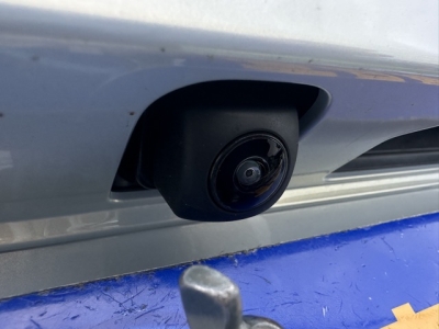 新型N-BOX(ホンダ)届出済未使用車 内外装写真他