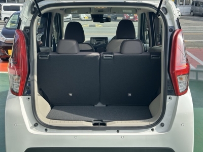 デイズ(ニッサン)中古車 内外装写真他