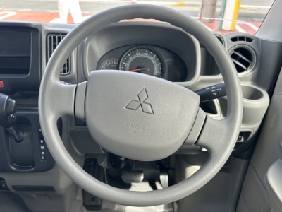 エブリイバンのOEM(スズキ)届出済未使用車 内外装写真他