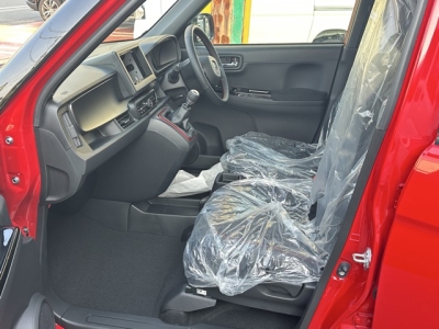 N-ONE(ホンダ)届出済未使用車 前席内装