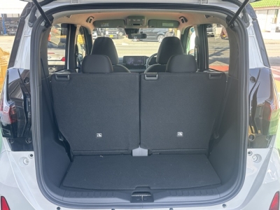 サクラ(ニッサン)中古車 内外装写真他２