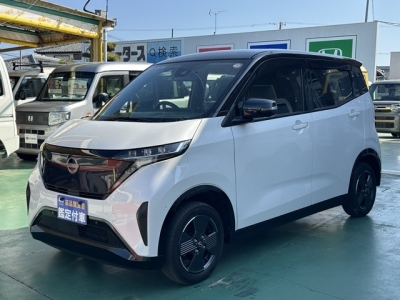 サクラ(ニッサン)中古車 前方