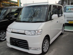 タントカスタム(ダイハツ)中古車 前方