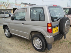 パジェロミニ(三菱)中古車 後方