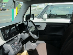 ＭＲワゴン(スズキ)ディラー試乗車 前席内装