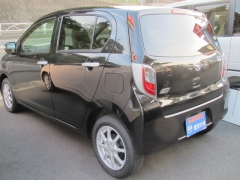 ミライース(ダイハツ)ディラー試乗車 後方