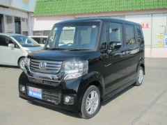 N-BOX　カスタム(ホンダ)新車 前方