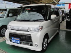 タントカスタム(ダイハツ)中古車 前方