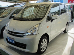 ムーヴ(ダイハツ)レンタカー 前方