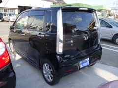 ムーヴカスタム(ダイハツ)ディーラー試乗車 後方