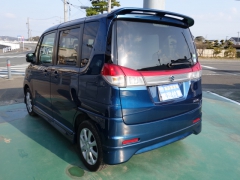 ソリオ(スズキ)ディーラー試乗車 後方